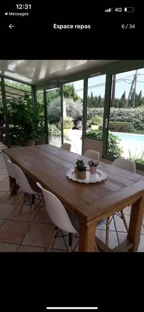 Maison Villa Pierrevert Luaran gambar