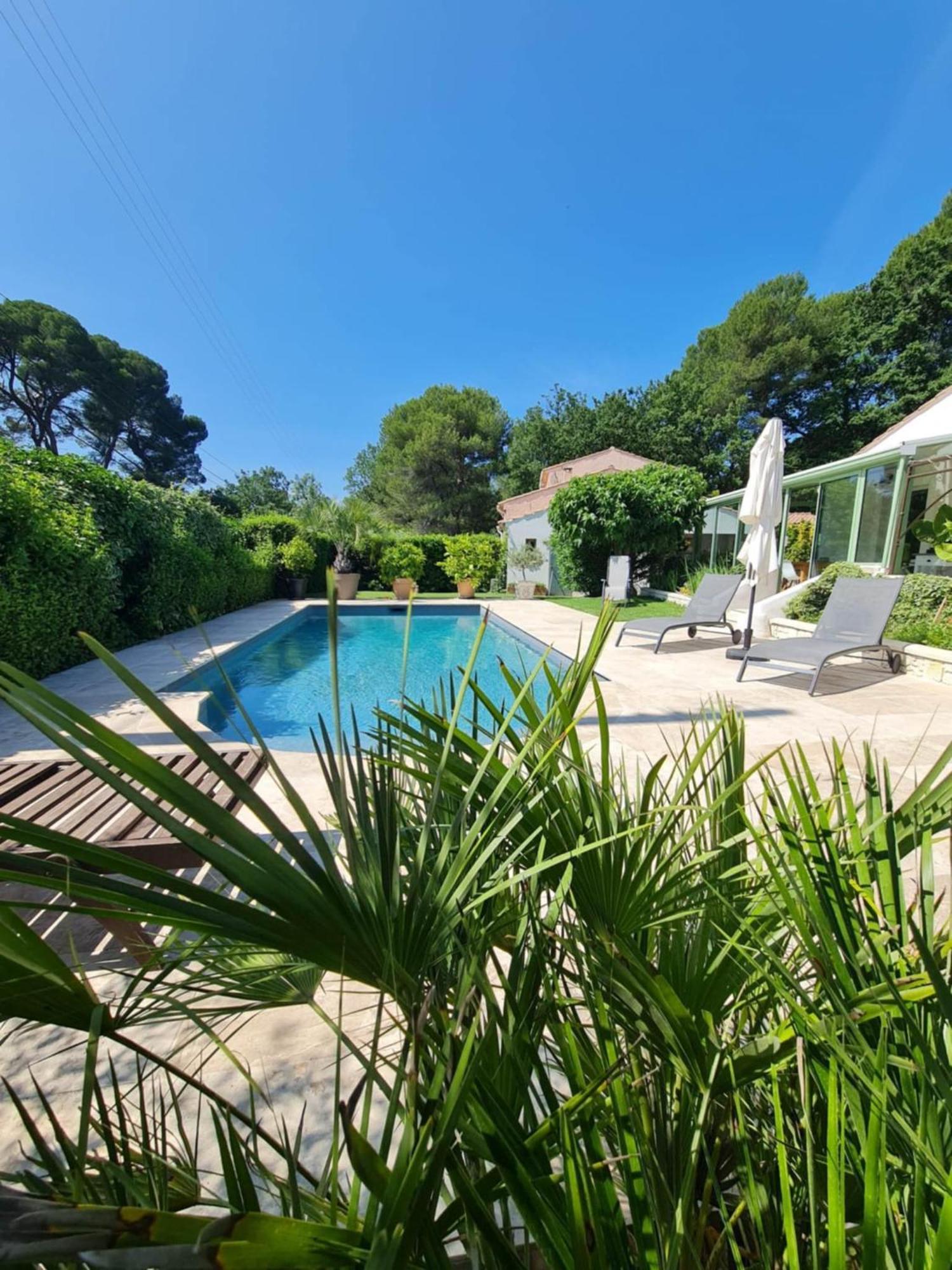 Maison Villa Pierrevert Luaran gambar