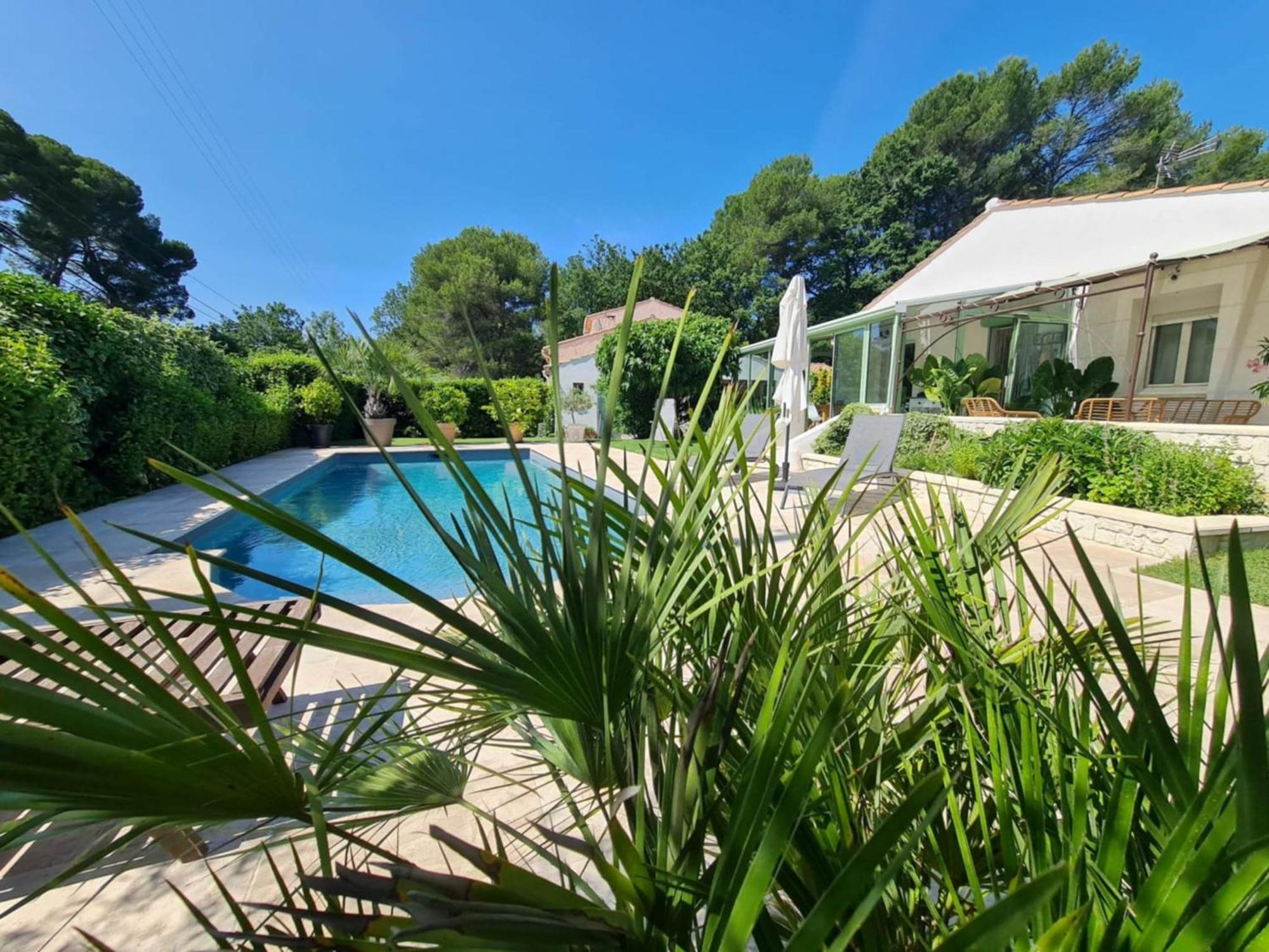 Maison Villa Pierrevert Luaran gambar